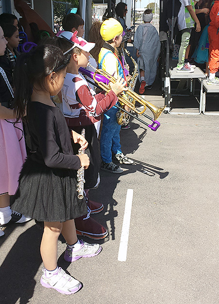 hParade1